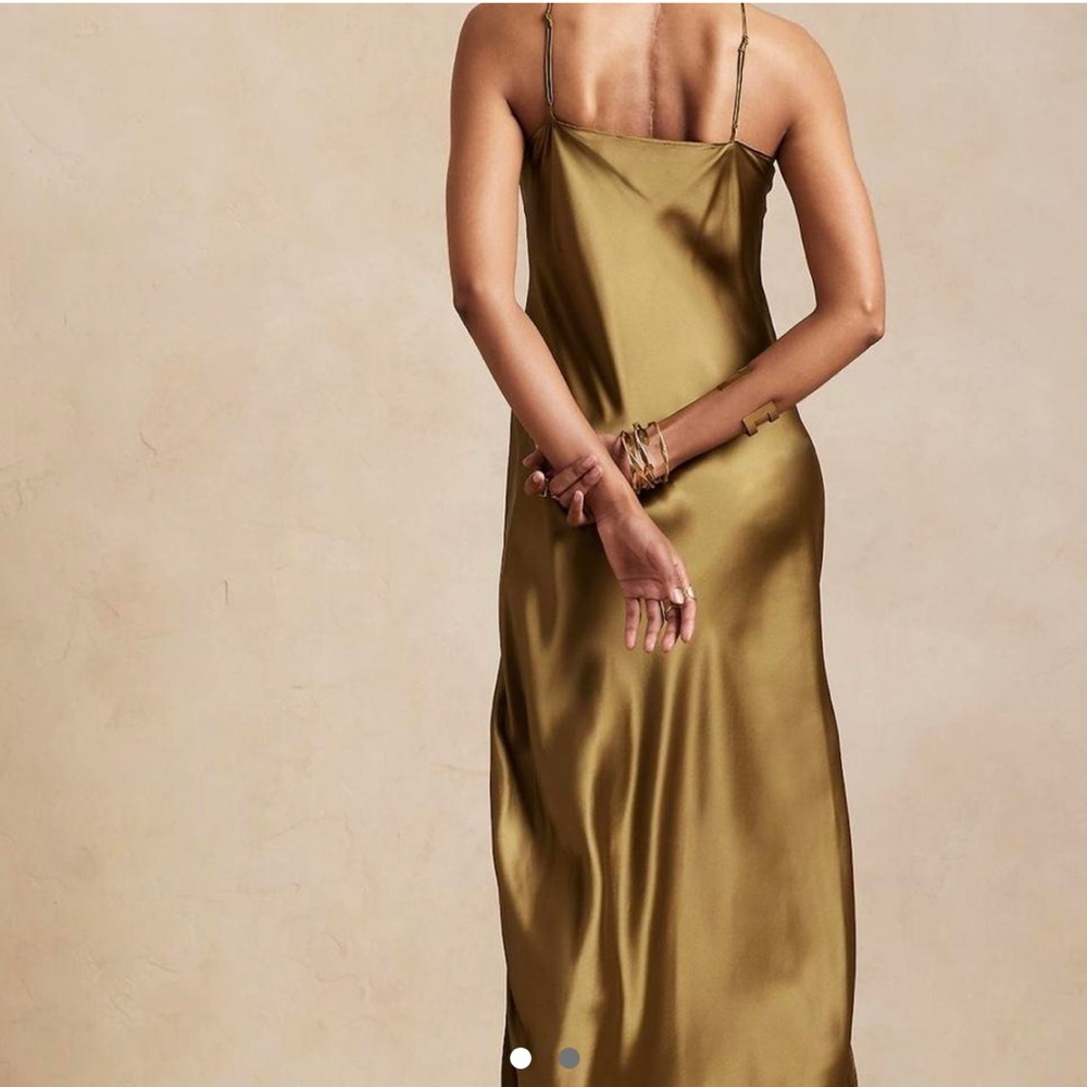 Banana Republic Silk Dreamer Dress in Cargo Green